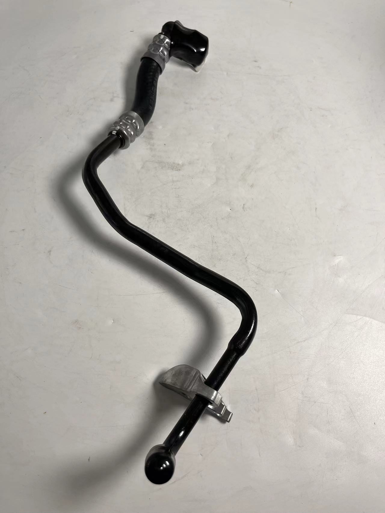 Gearbox Cooling Pipe (Return)