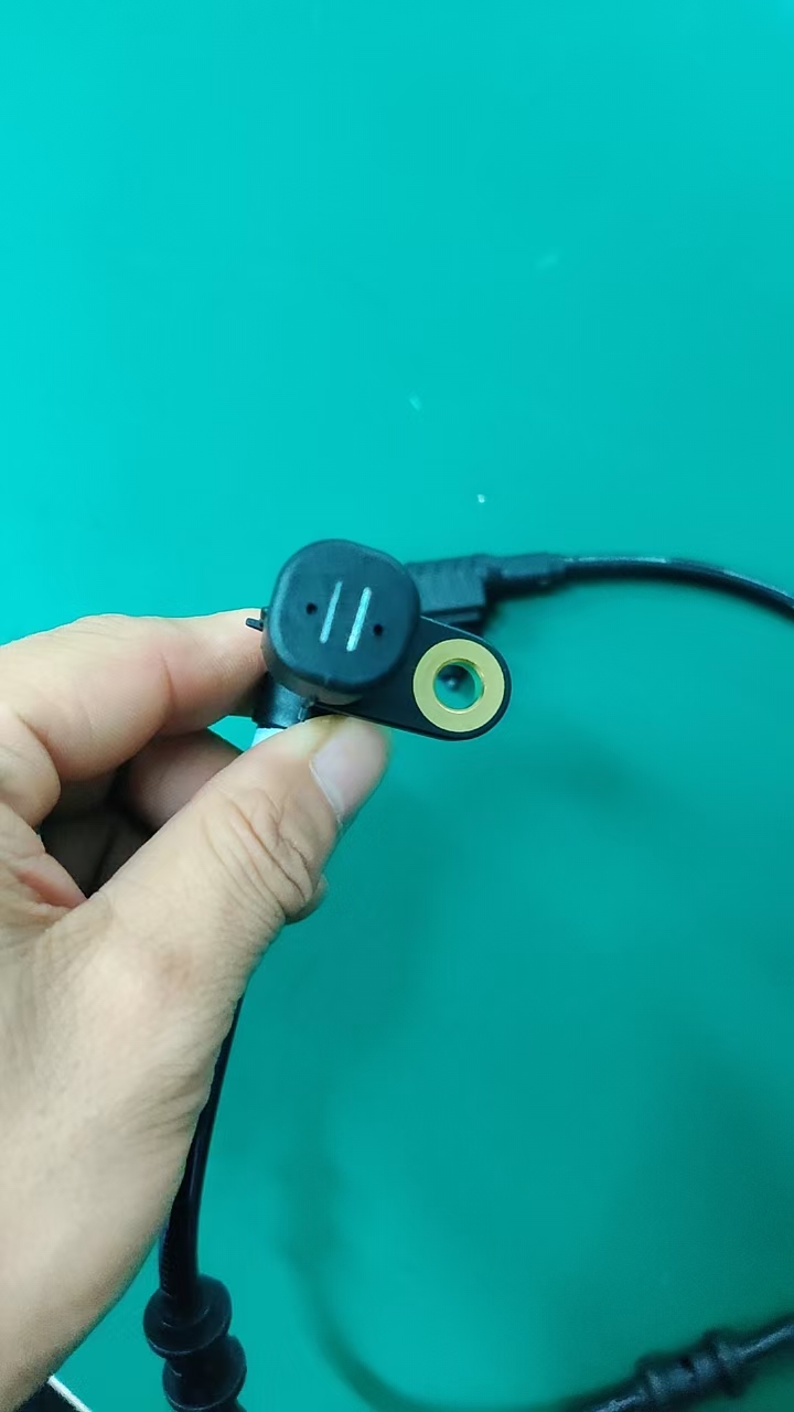 Right Rearabsvehicle Speed Sensor