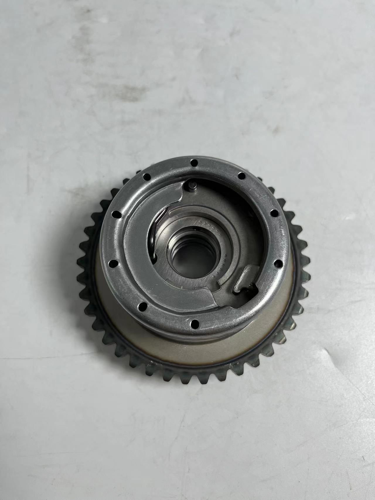 Camshaft Gear Right