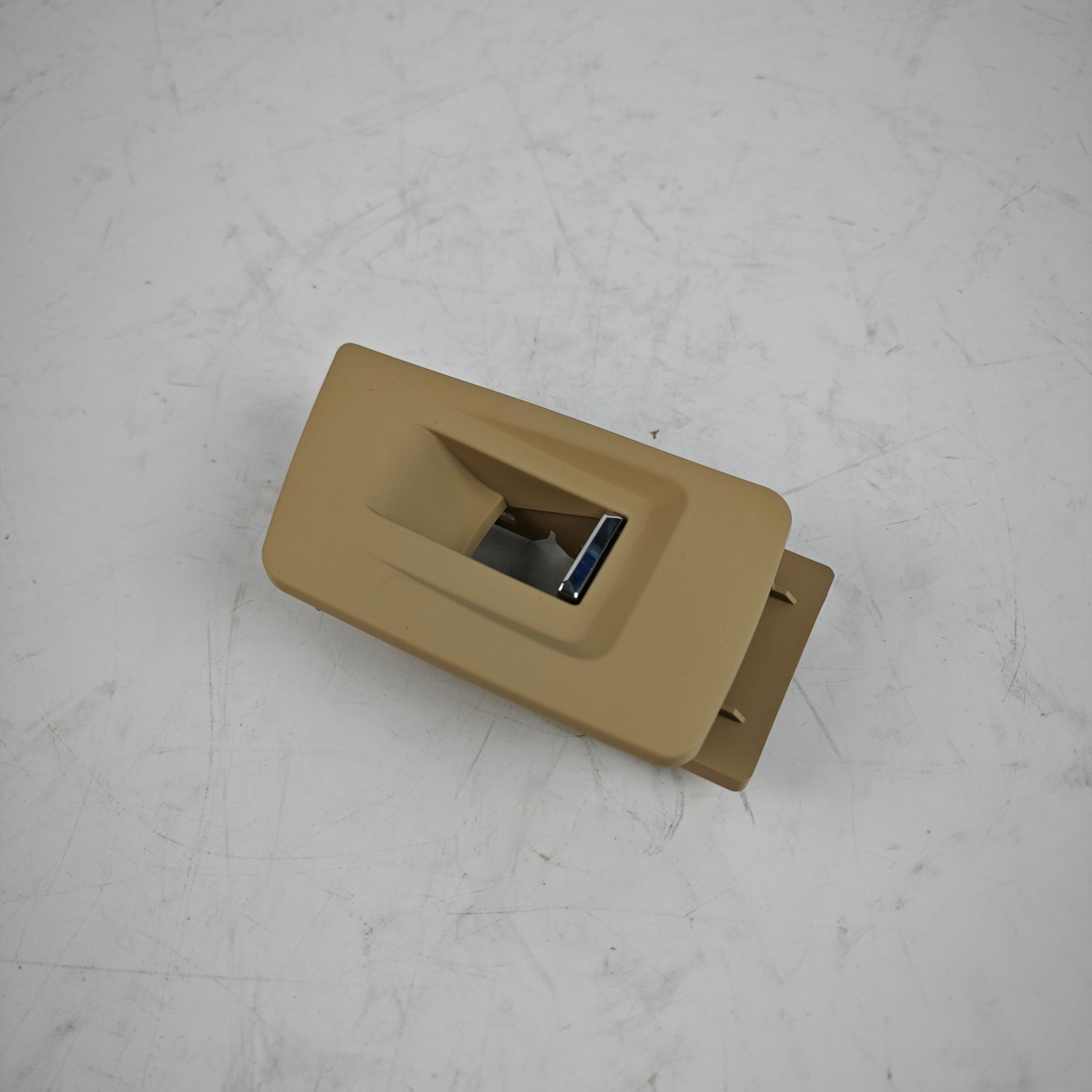 Back,Right Window Lift Switch Cover (Beige)