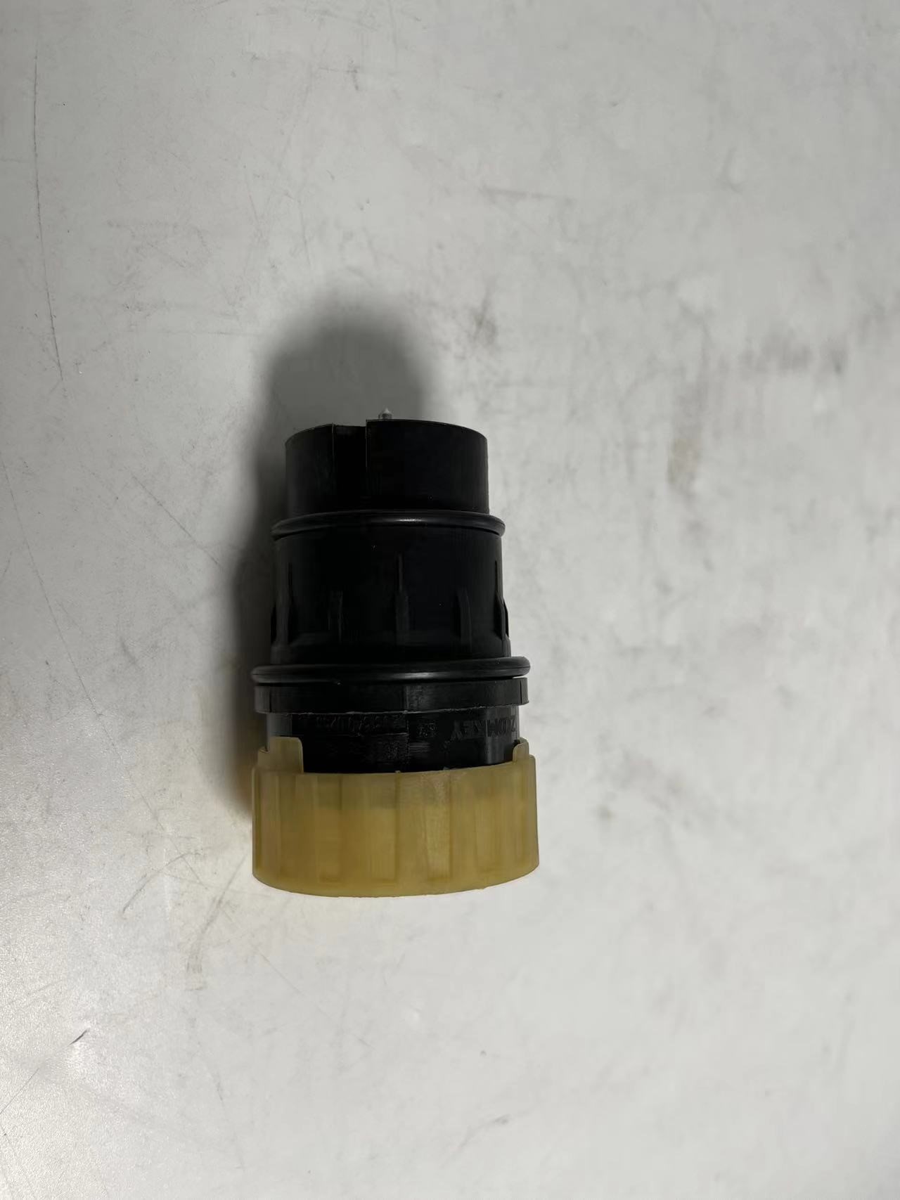 Transmission Plug