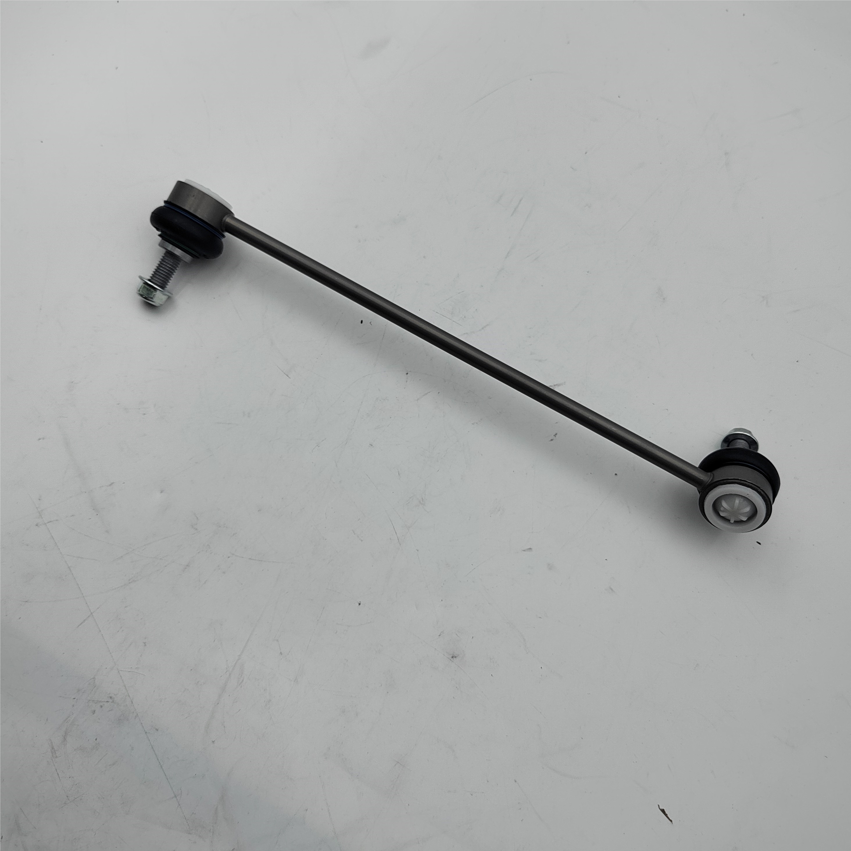 Front Stabilizer Bar Tie Rod (Right)