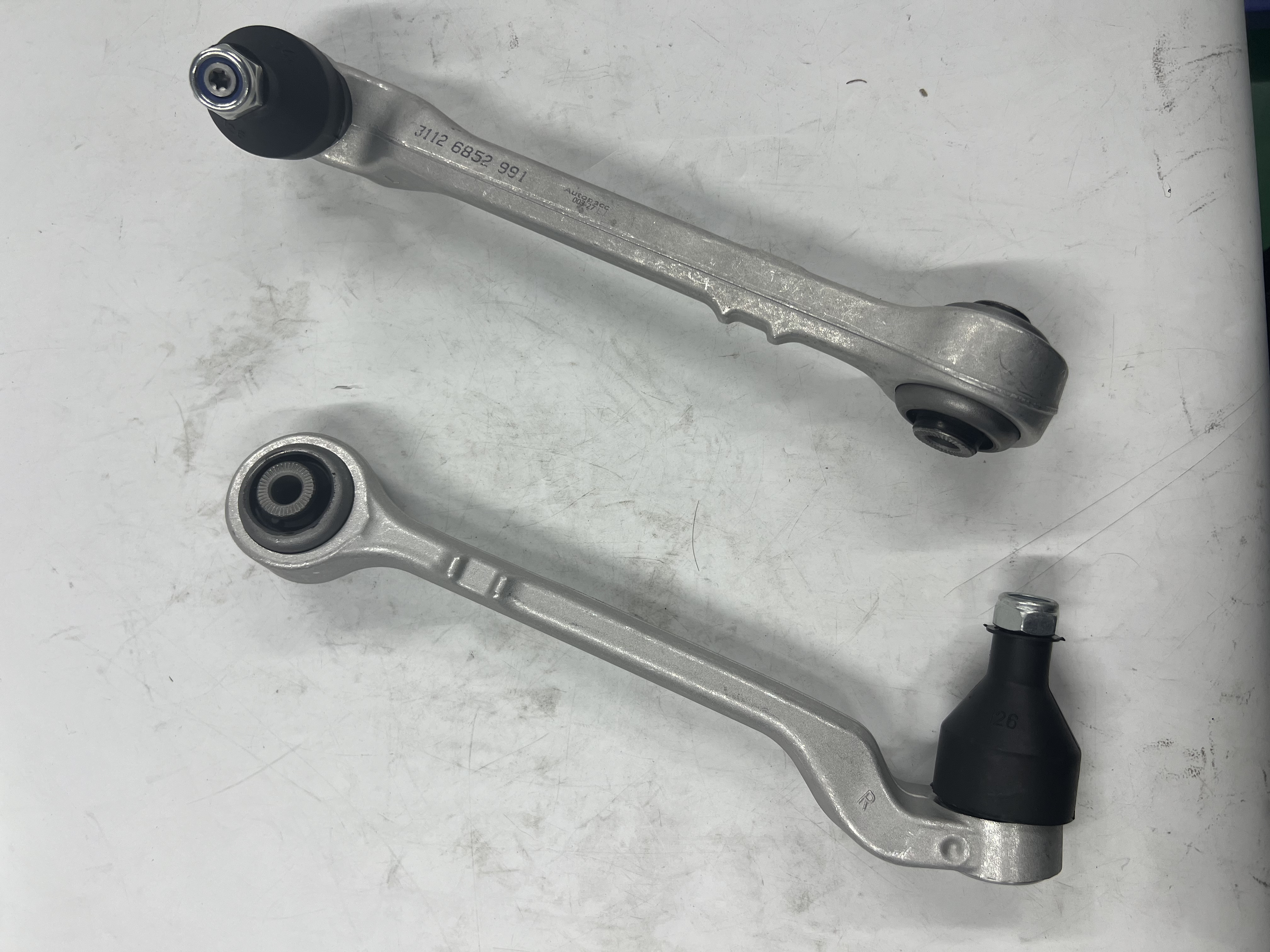 Swing Arm Set (Two Pieces)