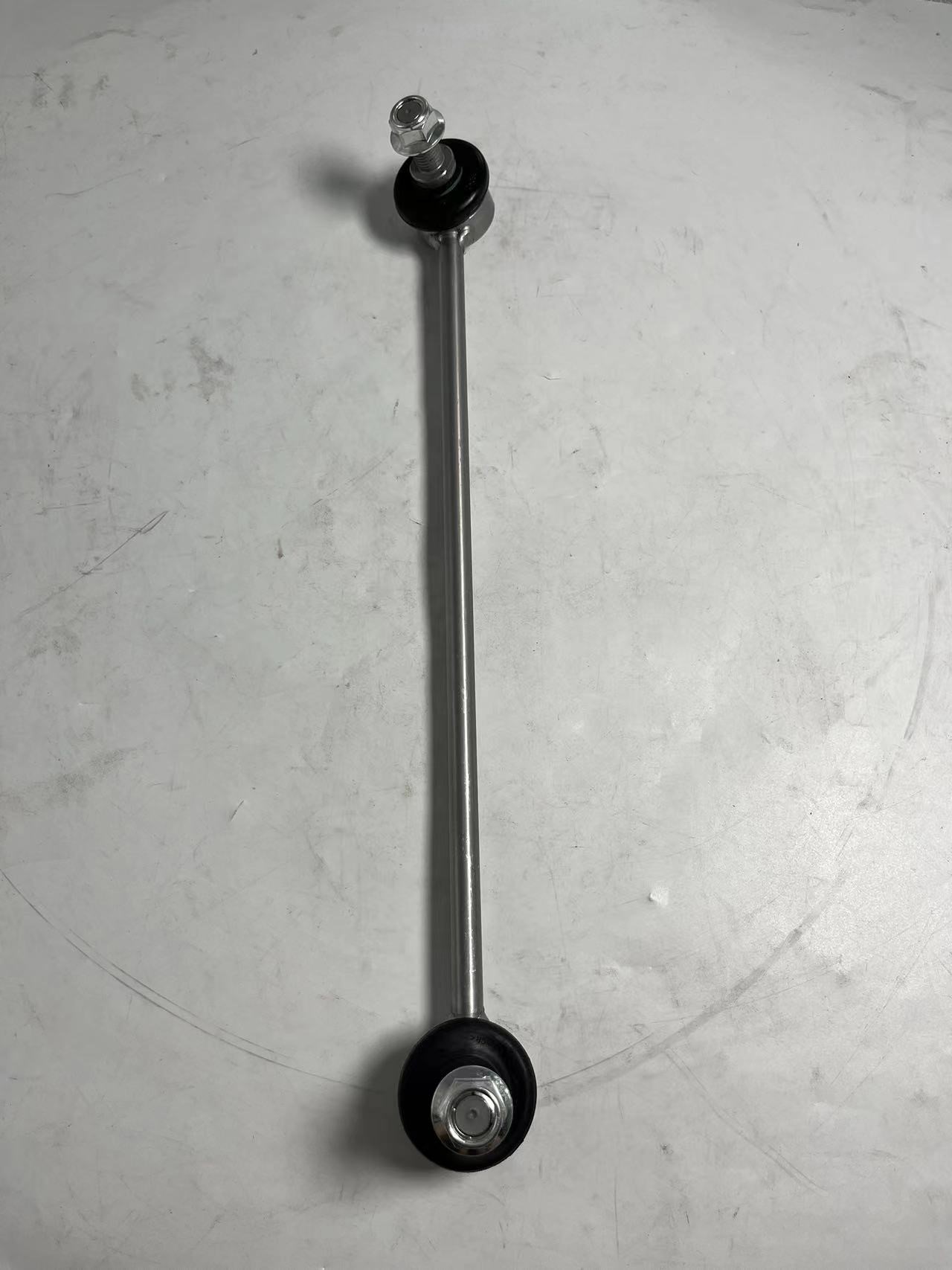 Front Stabilizer Bar Tie Rod (Right)