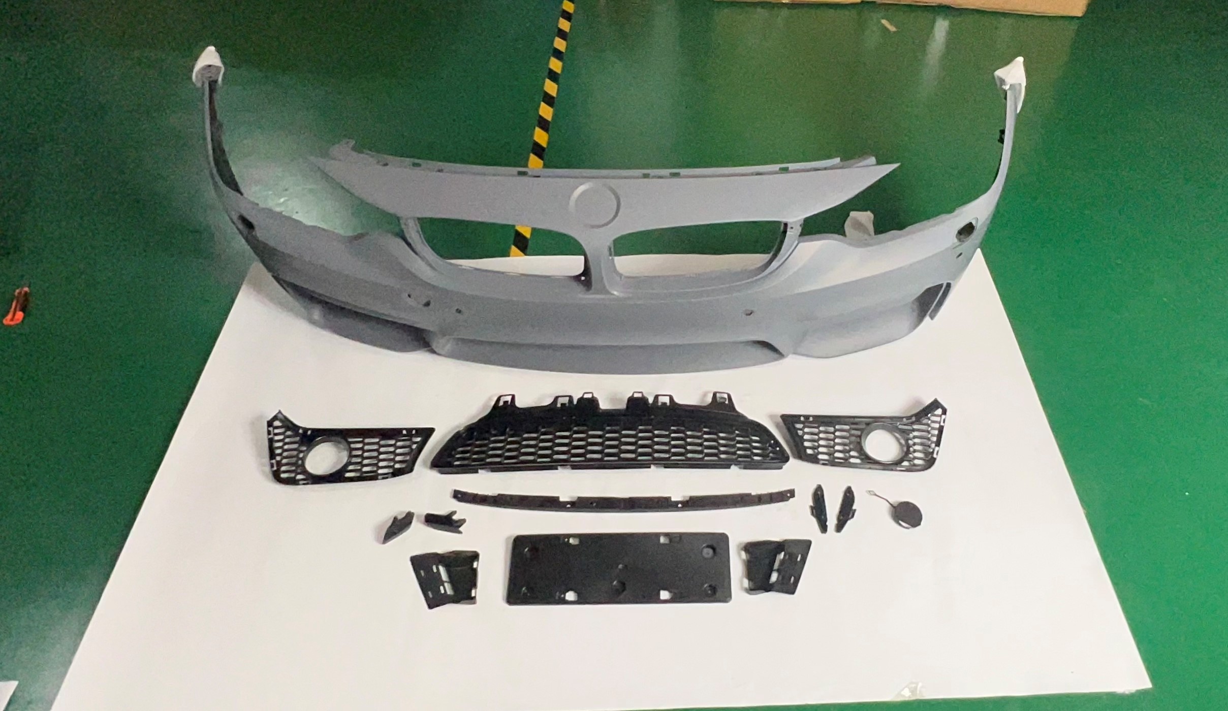 F32M4Front Bumper Assembly