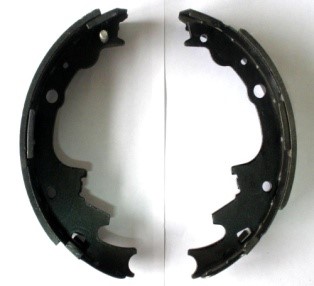 Rear Brake Pads (Drum Type)