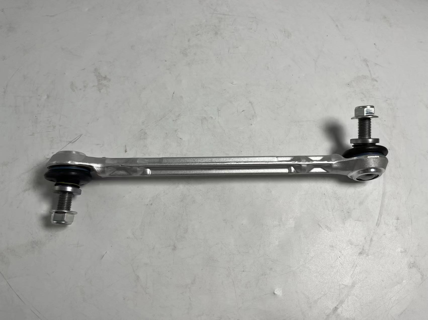 Front Stabilizer Bar Tie Rod (Left)