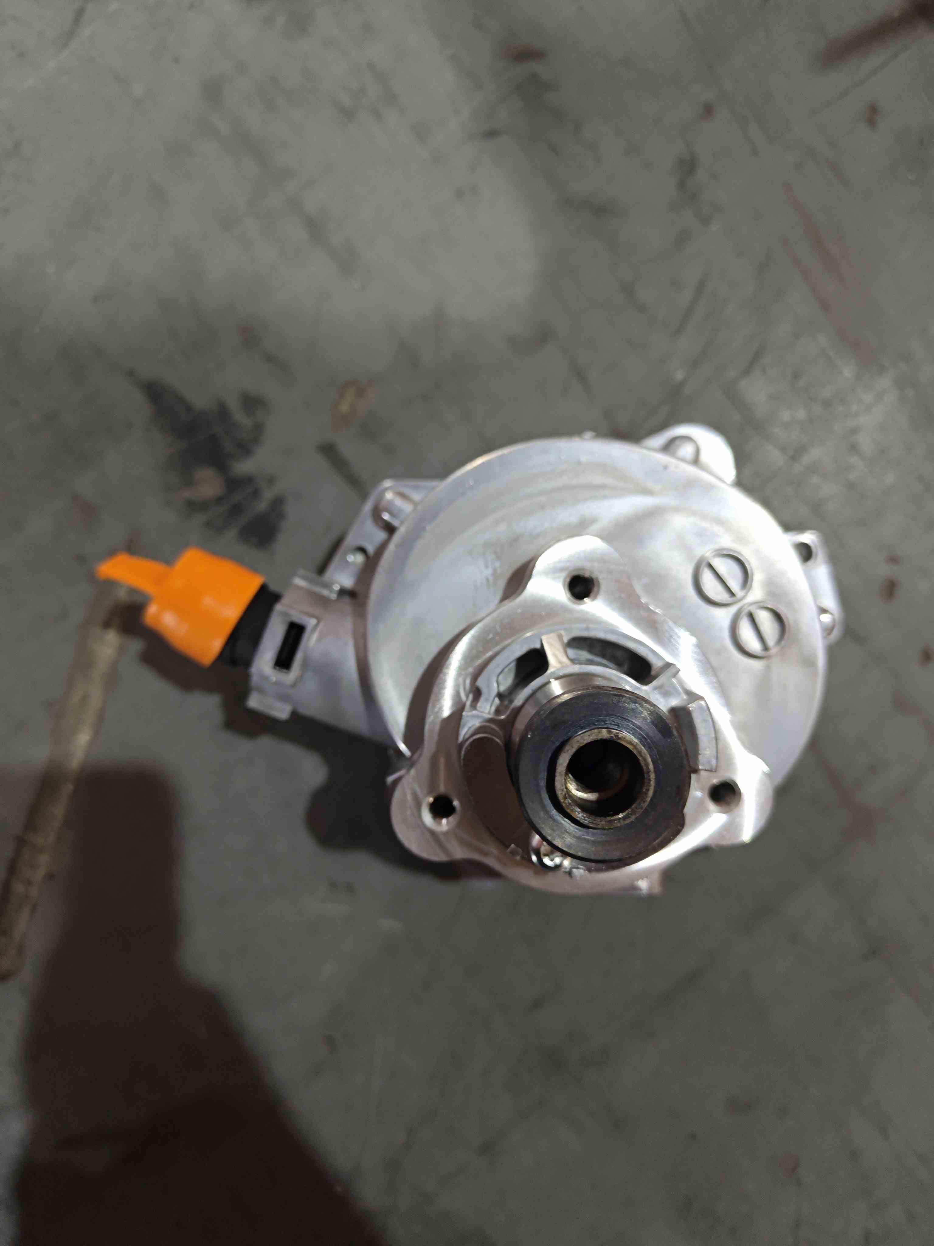 Vacuum Pump